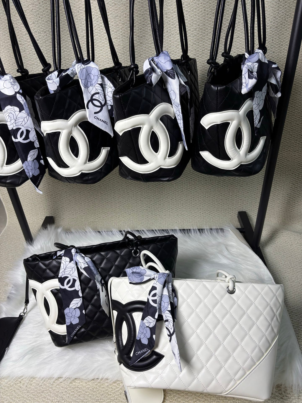 Channel 2026 New Portable Panda Black and White Color Matching Cambon Vegetable Basket Tote Shoulder Shopping Bag