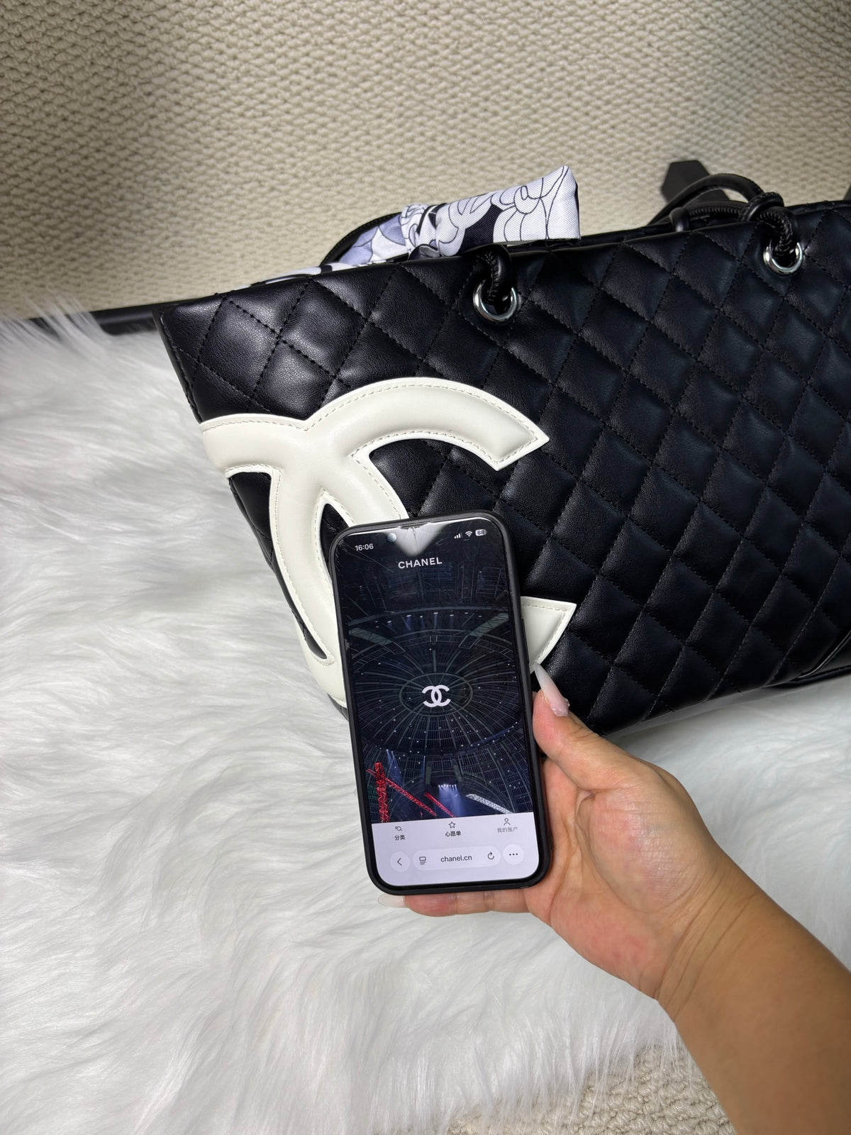 Channel 2026 New Portable Panda Black and White Color Matching Cambon Vegetable Basket Tote Shoulder Shopping Bag
