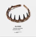 Korean version autumn and winter new leopard print with teeth wavy headband women wash face pressure hair advanced sense non-slip headband hair accessories headgear