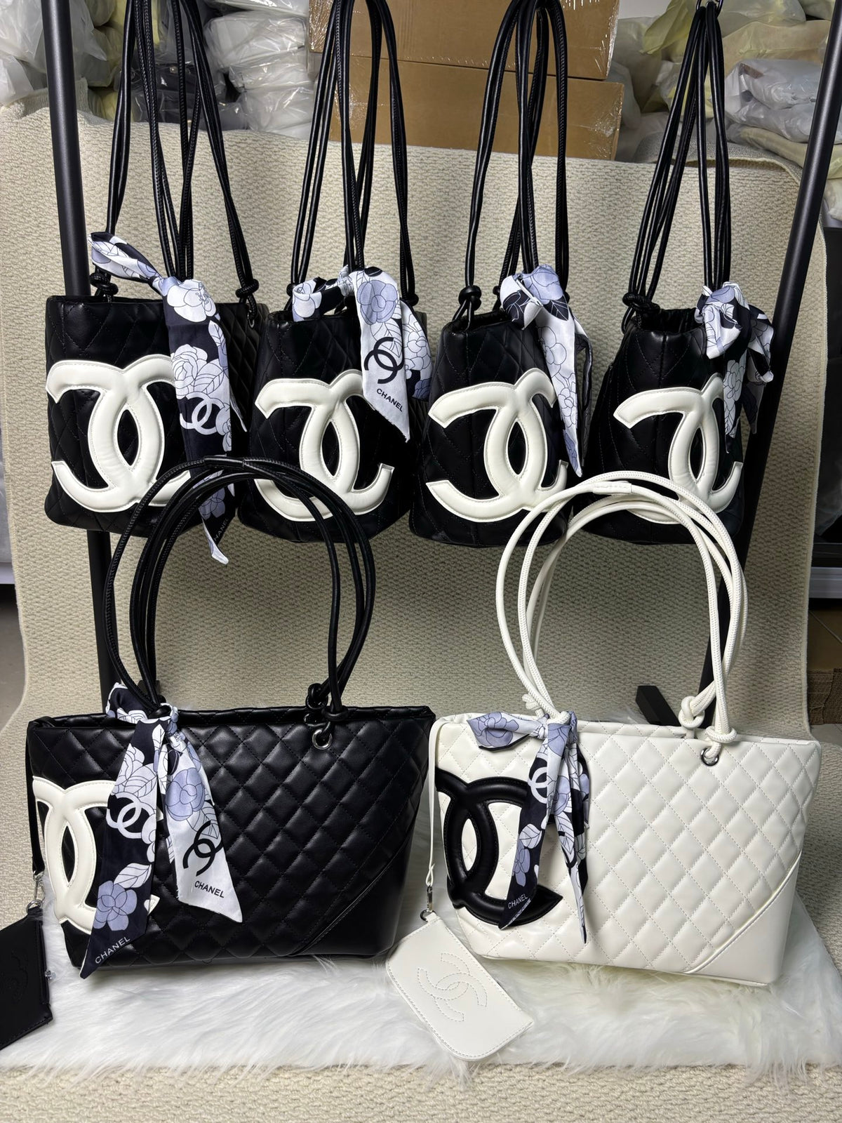Channel 2026 New Portable Panda Black and White Color Matching Cambon Vegetable Basket Tote Shoulder Shopping Bag Main image