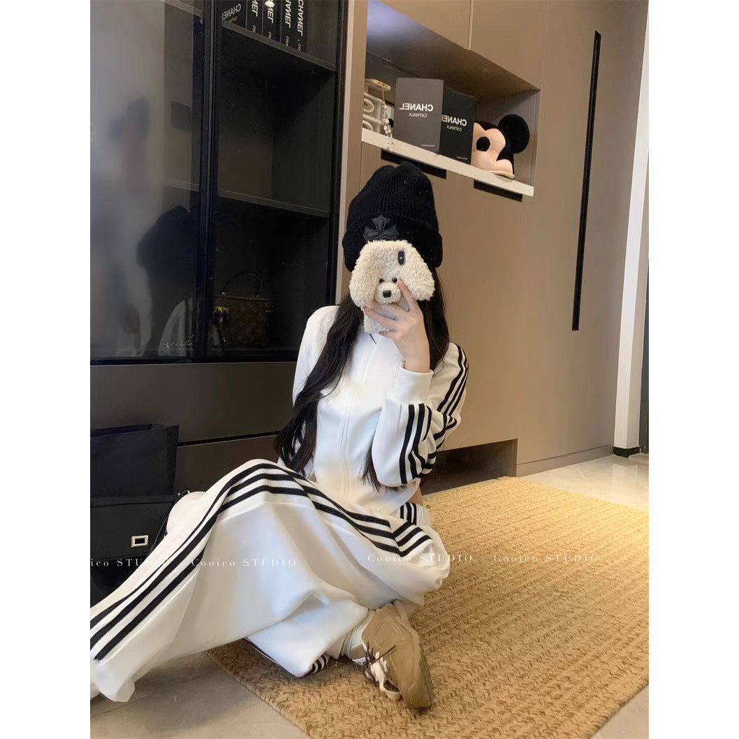 White sports fashion casual sweatpants set 2025 autumn loose three-bar design wide-leg pants two-piece set