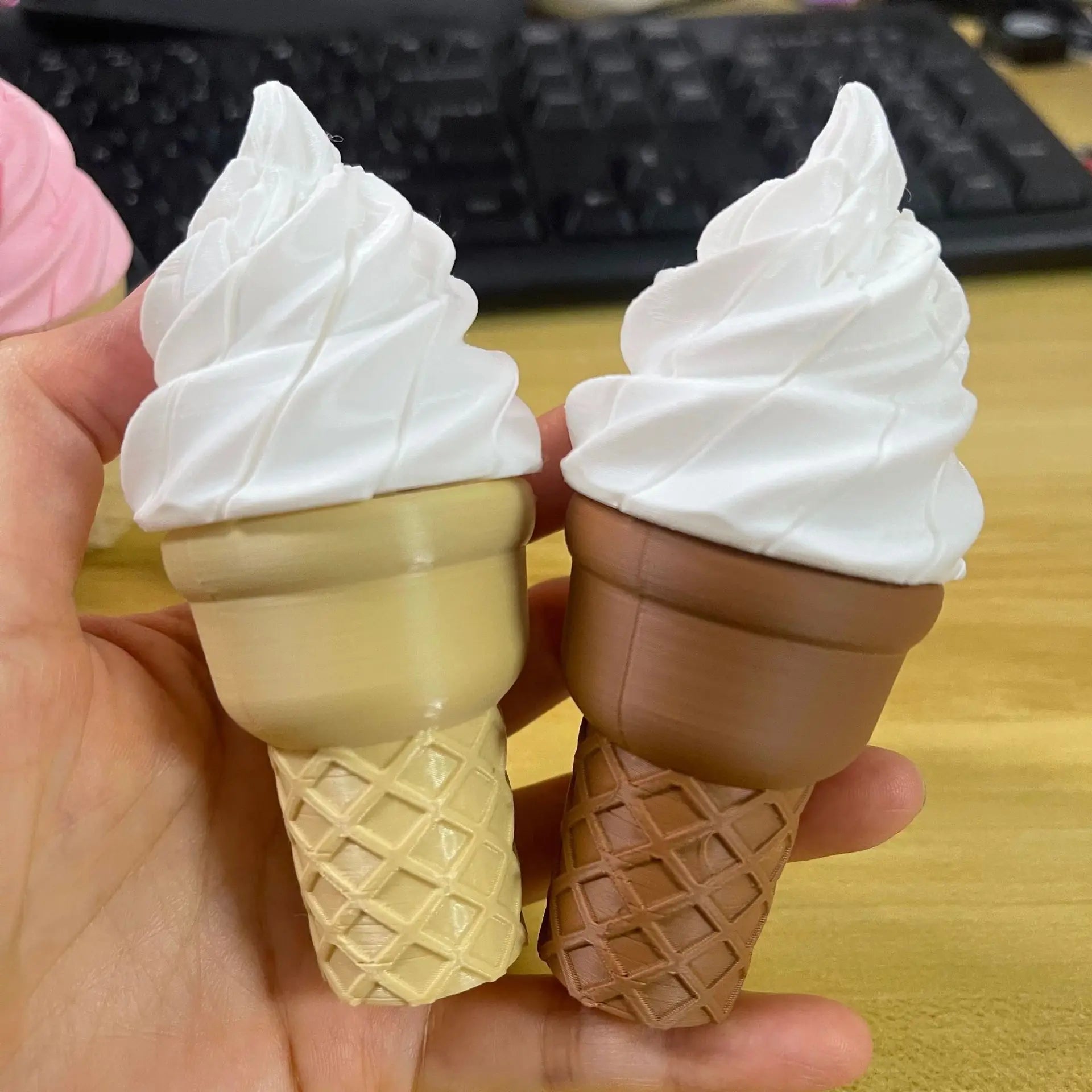 3D Printed Ice Cream Fidget Toys Portable Deformable Twist Ice Cream Anxiety Stress Relief Sensory Toys Party Favors Secondary image