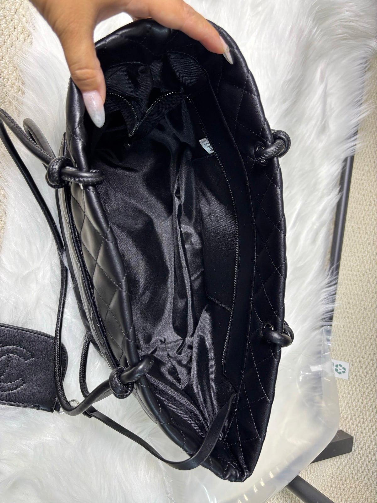 Channel 2026 New Portable Panda Black and White Color Matching Cambon Vegetable Basket Tote Shoulder Shopping Bag