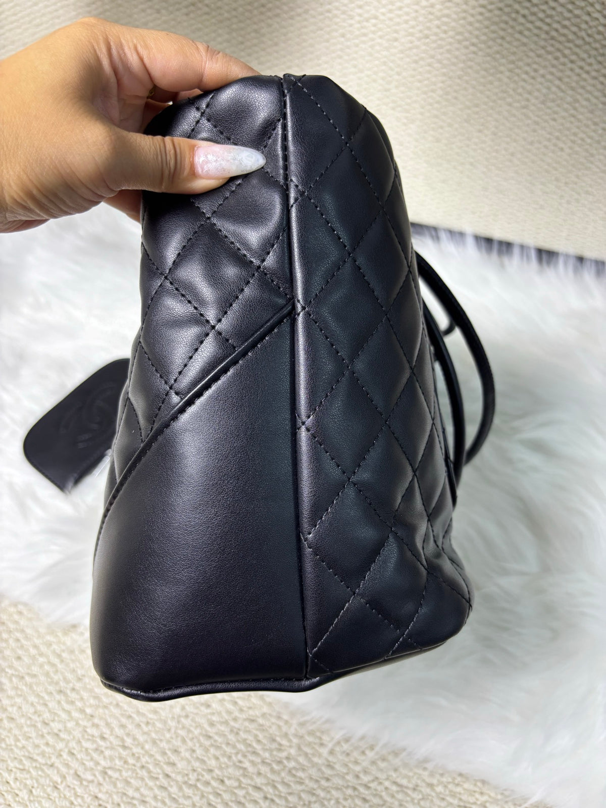 Channel 2026 New Portable Panda Black and White Color Matching Cambon Vegetable Basket Tote Shoulder Shopping Bag