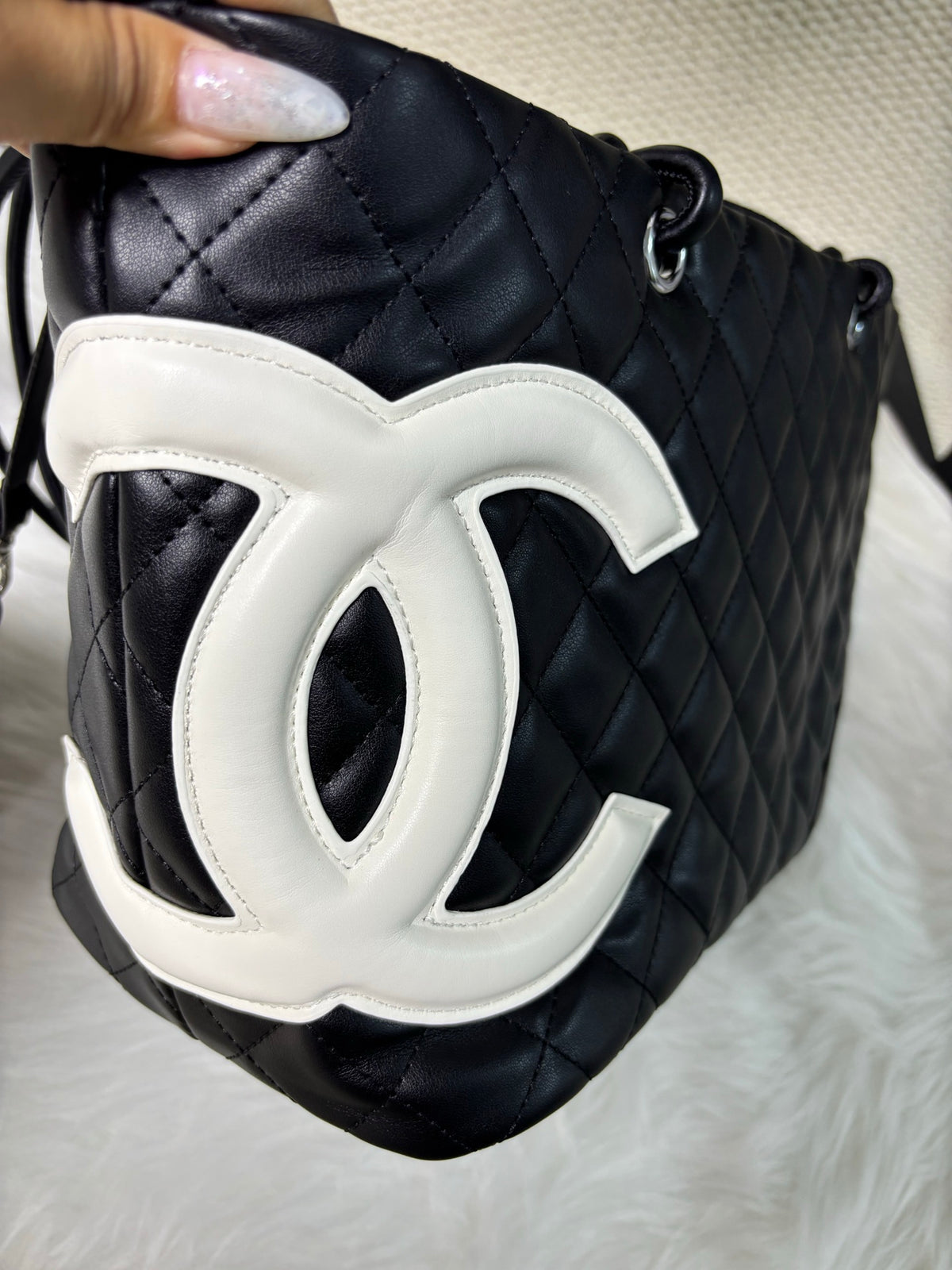Channel 2026 New Portable Panda Black and White Color Matching Cambon Vegetable Basket Tote Shoulder Shopping Bag